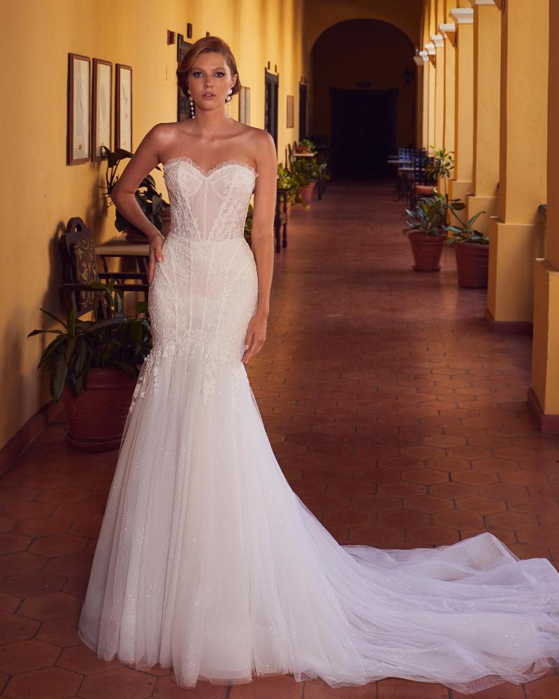 La23116 simple strapless wedding dress with lace and detachable sleeves3